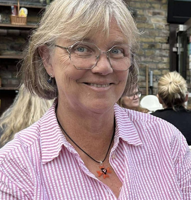 Porträtt av Lena Sjöberg, ättling till Stephen Bennet och författare till Det engelska arvet